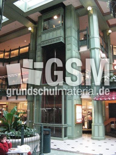 014 alter Fahrstuhl.JPG